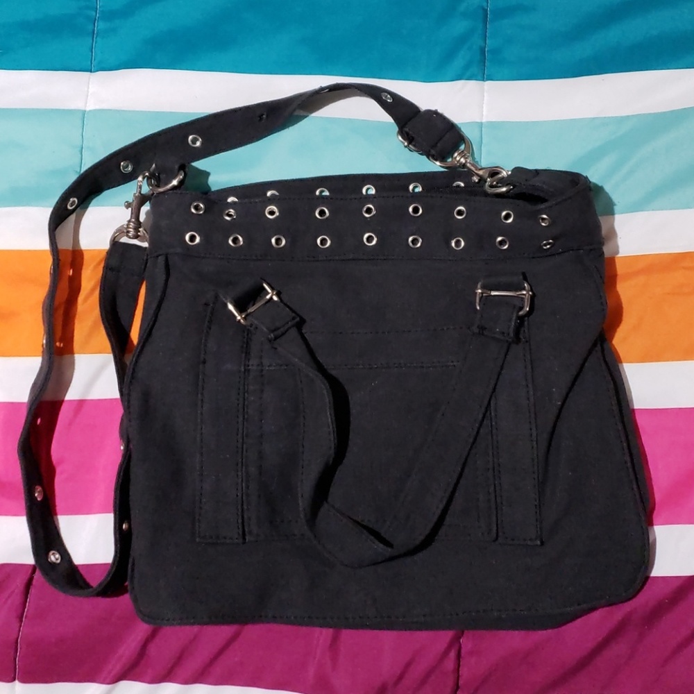 Black crossbody purse